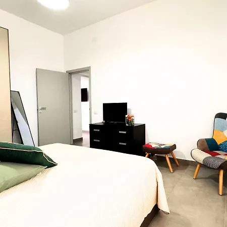 Villa St. Maria La Bruna - Rifugio Di Lusso Con Posto Auto A 2 Passi Dalla Metro Di *